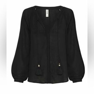 Kivari Amira Blouse (US size 4/small/xsmall) in Black.